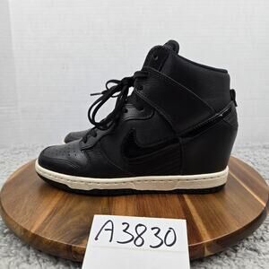 Nike Women 7 Dunk Sky High Essential Black Hidden Wedge Daily Sneaker 644877-008
